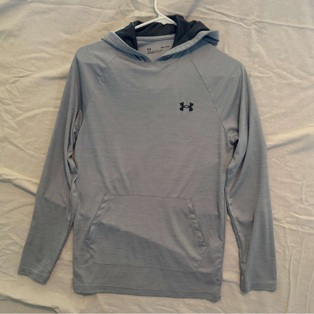 Men’s Under Armour Long Sleeve Shirt with hoodie- (S)